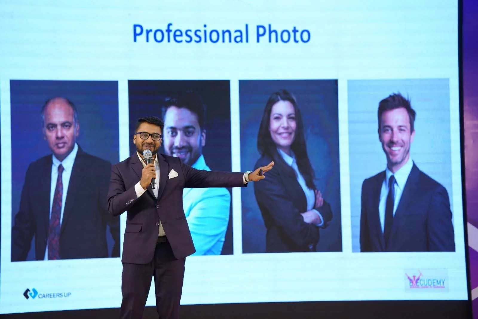 Shohag Fardin Oron discussing professional portraits